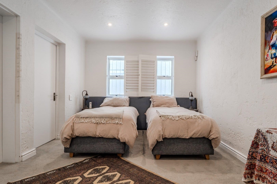 3 Bedroom Property for Sale in Bantry Bay Western Cape